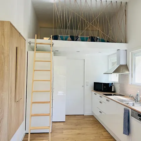 Fully-equipped With Terrace, Paris 30 Min شقة