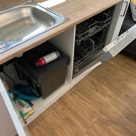 Fully-equipped With Terrace, Paris 30 Min *